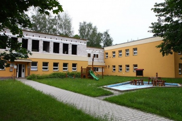 Liberecký kraj vybral školy, které budou vykonávat péči o děti a mládež za krizové situace