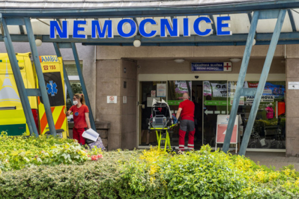 Nemocnice v Libereckém kraji kvůli covidu odkládají plánované operace